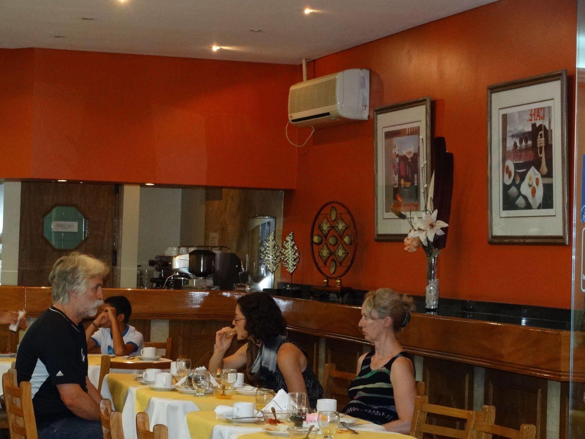 Altezza Apart Suites Mendoza Buitenkant foto