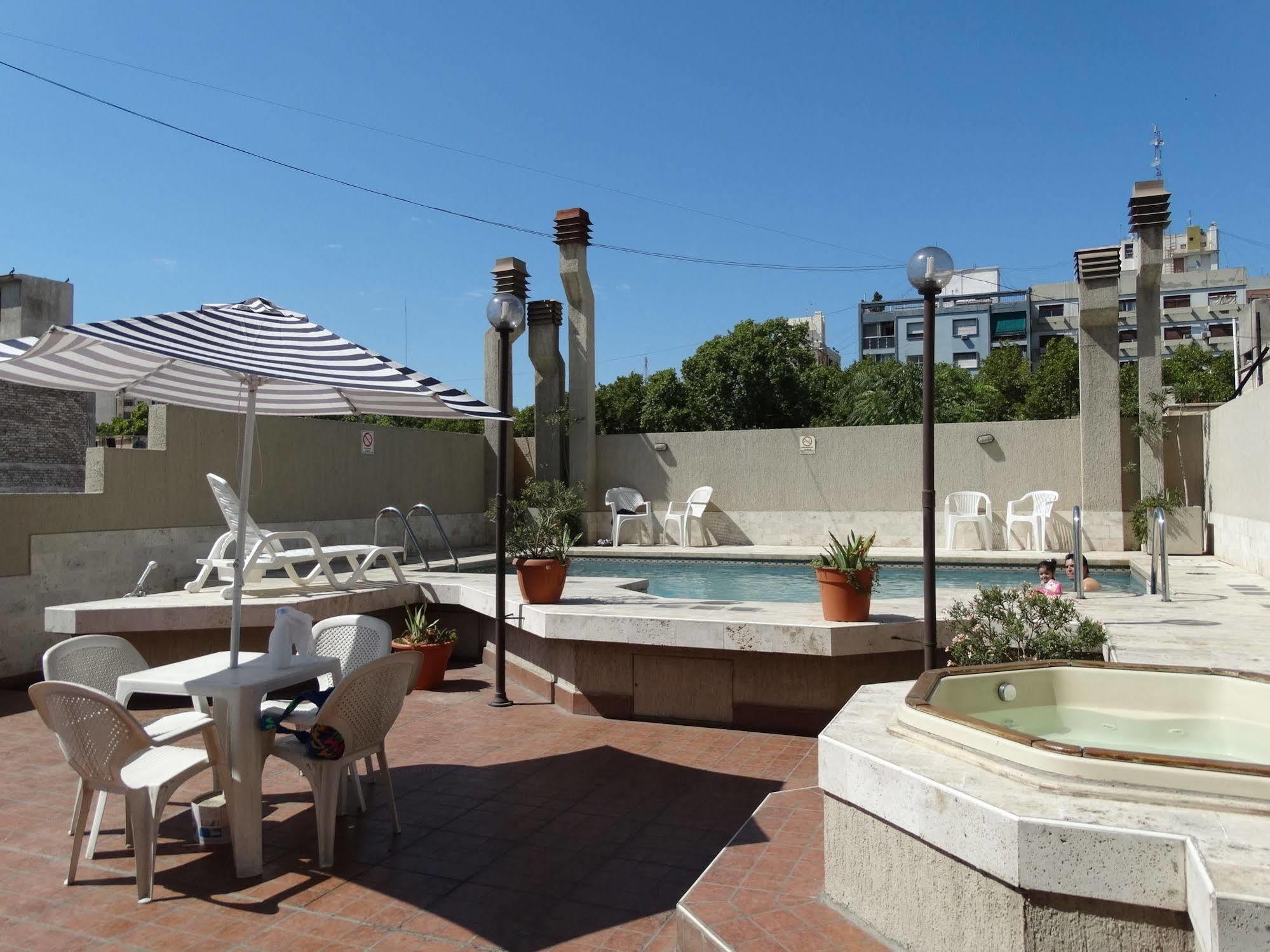 Altezza Apart Suites Mendoza Buitenkant foto
